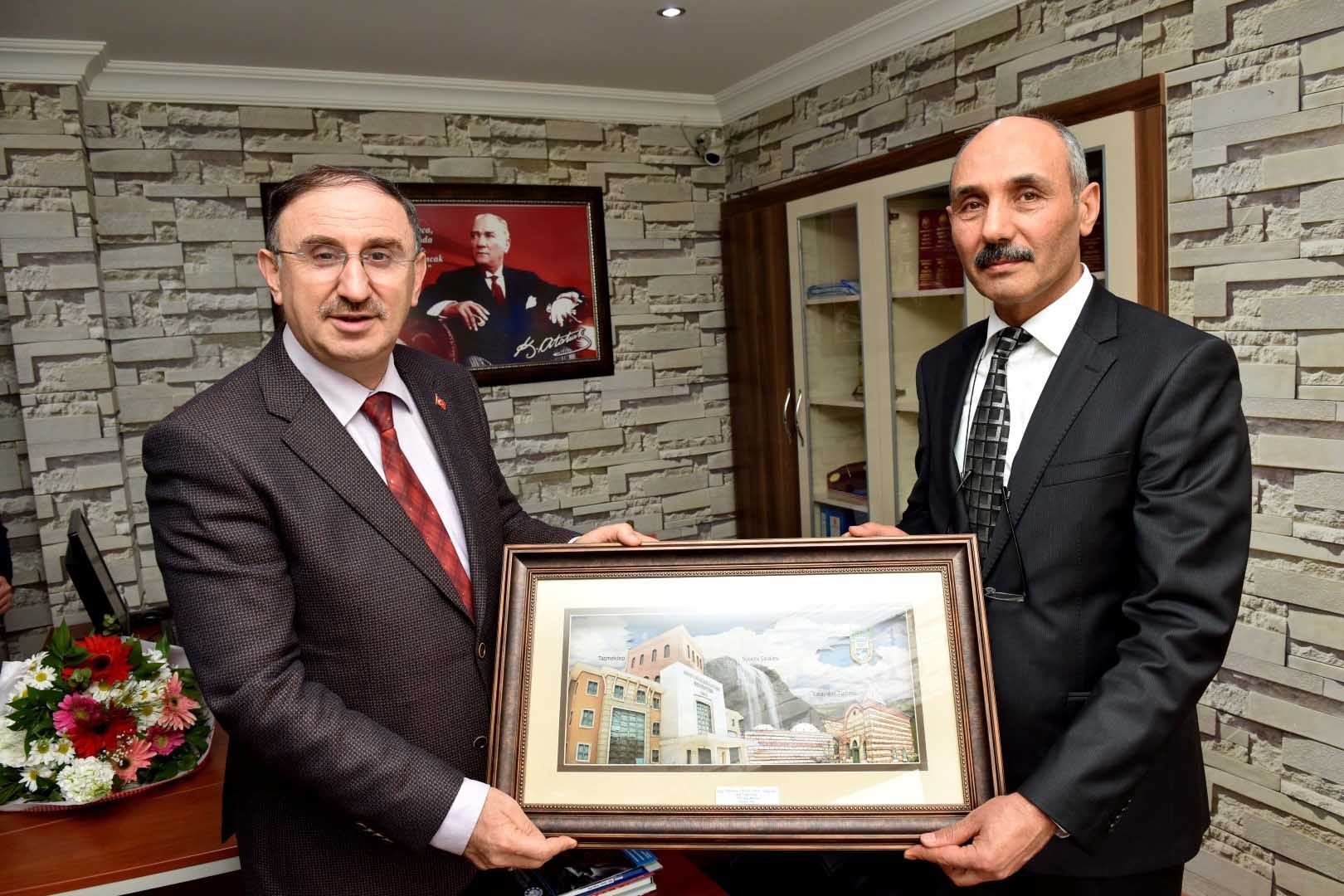 Başkan Kurtulan'dan Vergi Haftası ziyareti 