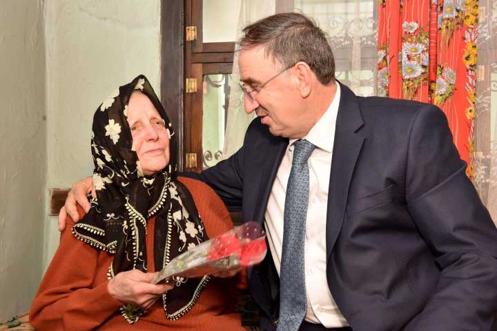 Başkan Kurtulan'dan Kadınlar Günü kutlaması 