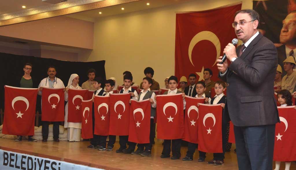 Çanakkale kahramanları sahnede anıldı