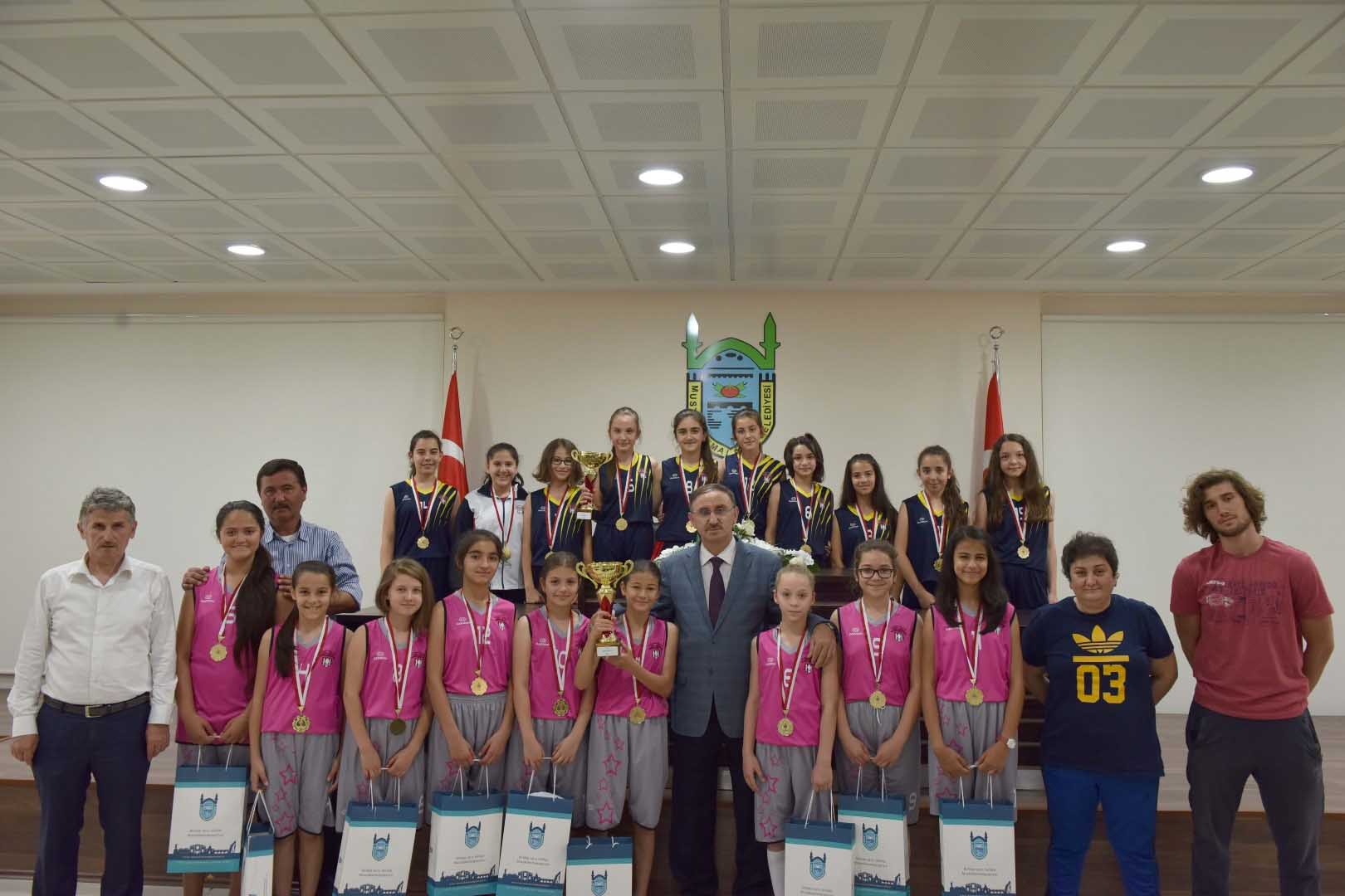 Pota'nın Yıldızları'ndan kupalara ambargo