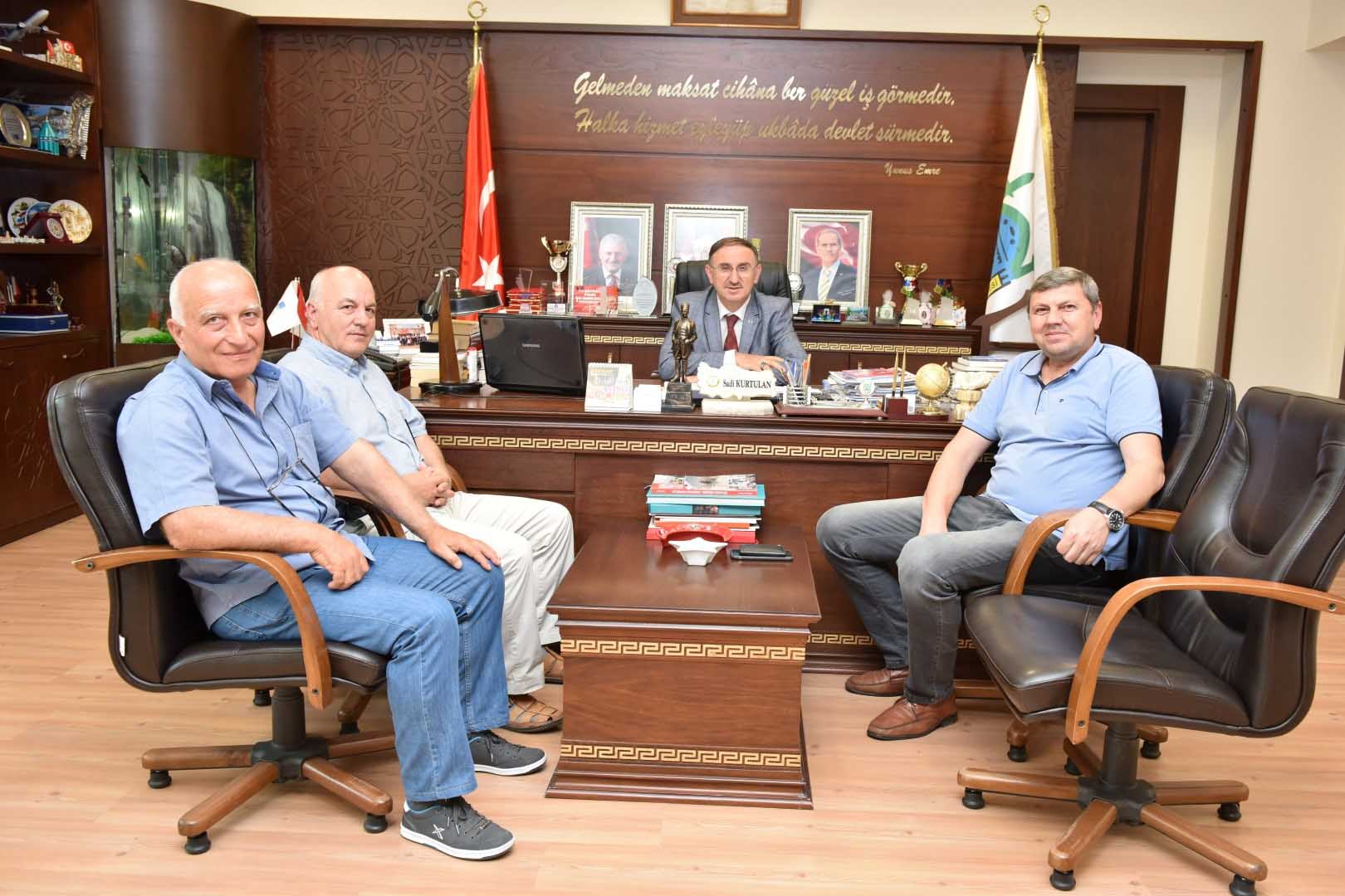 Başkan Kurtulan'dan BAL-GÖÇ'e destek