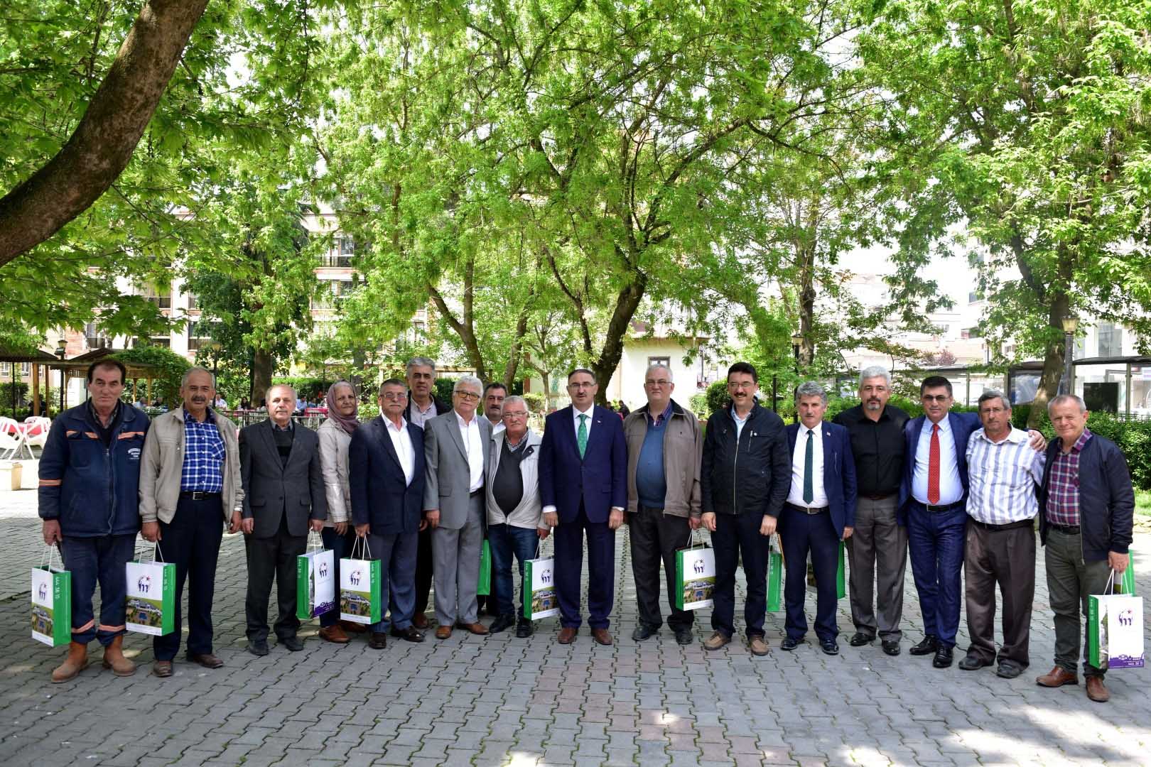 Emekli personele veda yemeği 