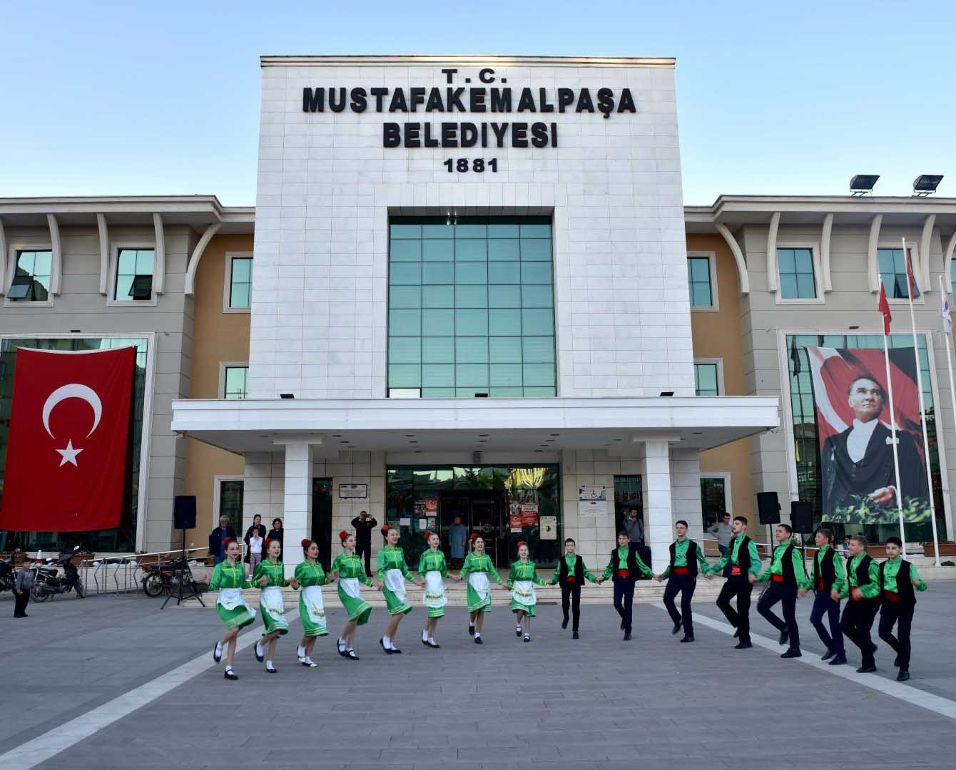 Kıpçaklı çocuklara büyük alkış