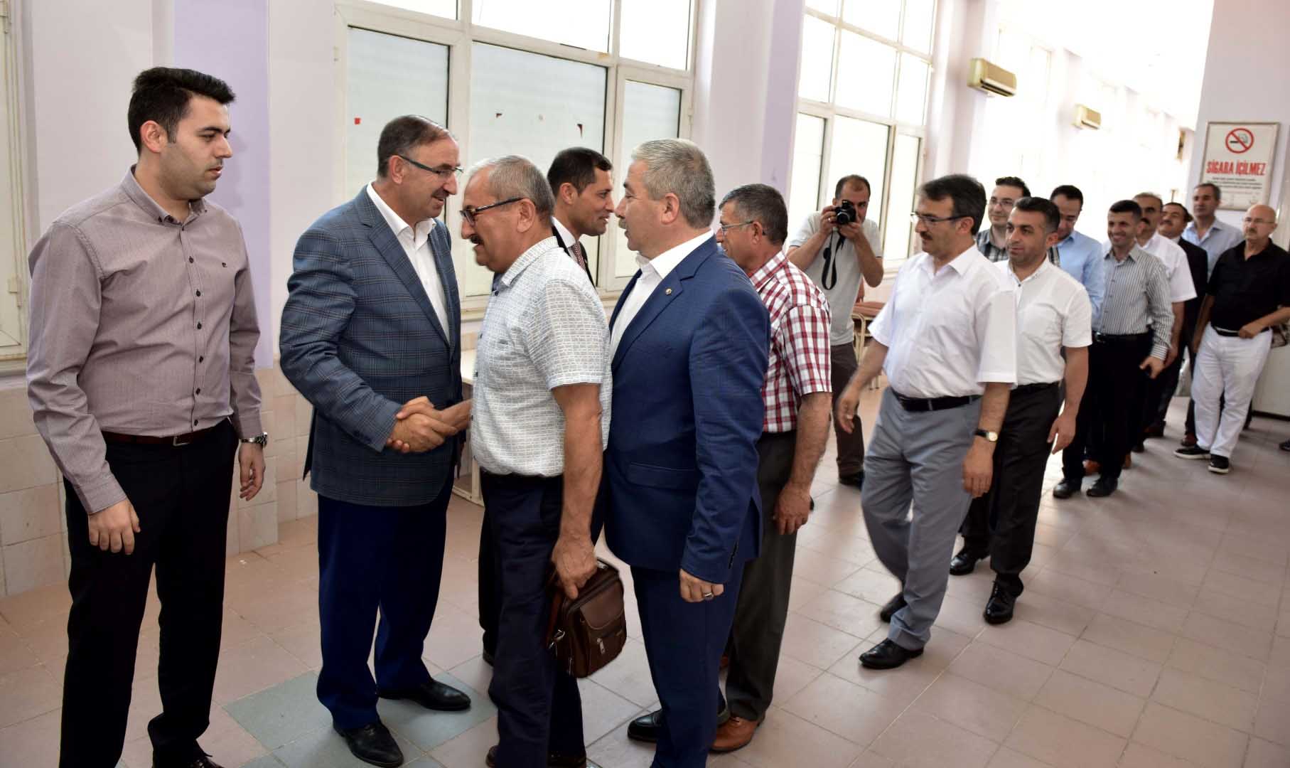 Mustafakemalpaşa protokolü bayramlaştı 