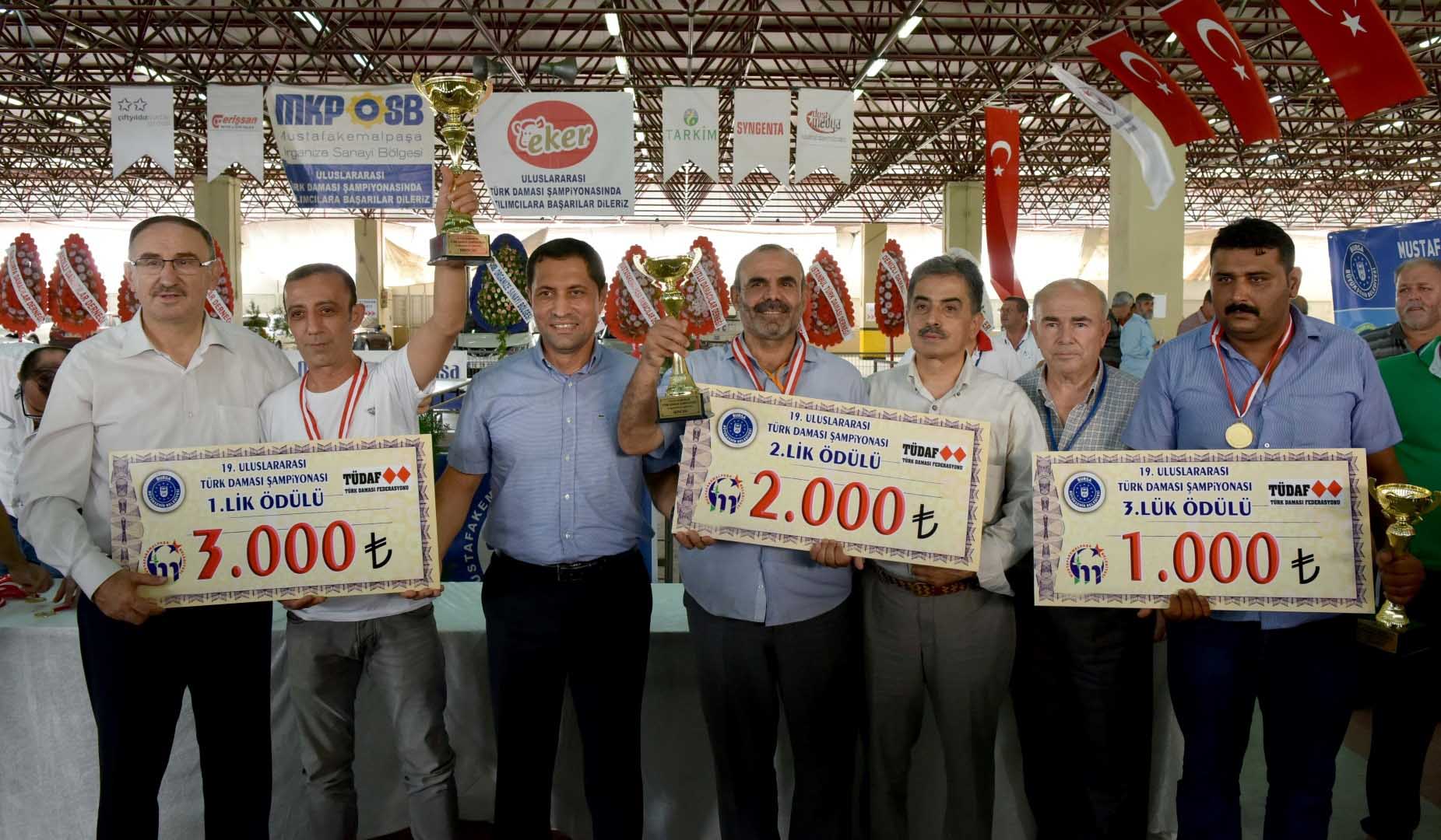 Mustafakemalpaşa’da Dama Bayramı 