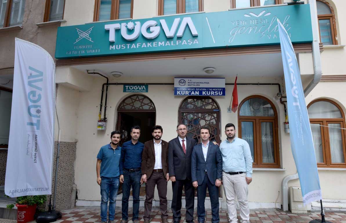 TÜGVA sergisine tam not