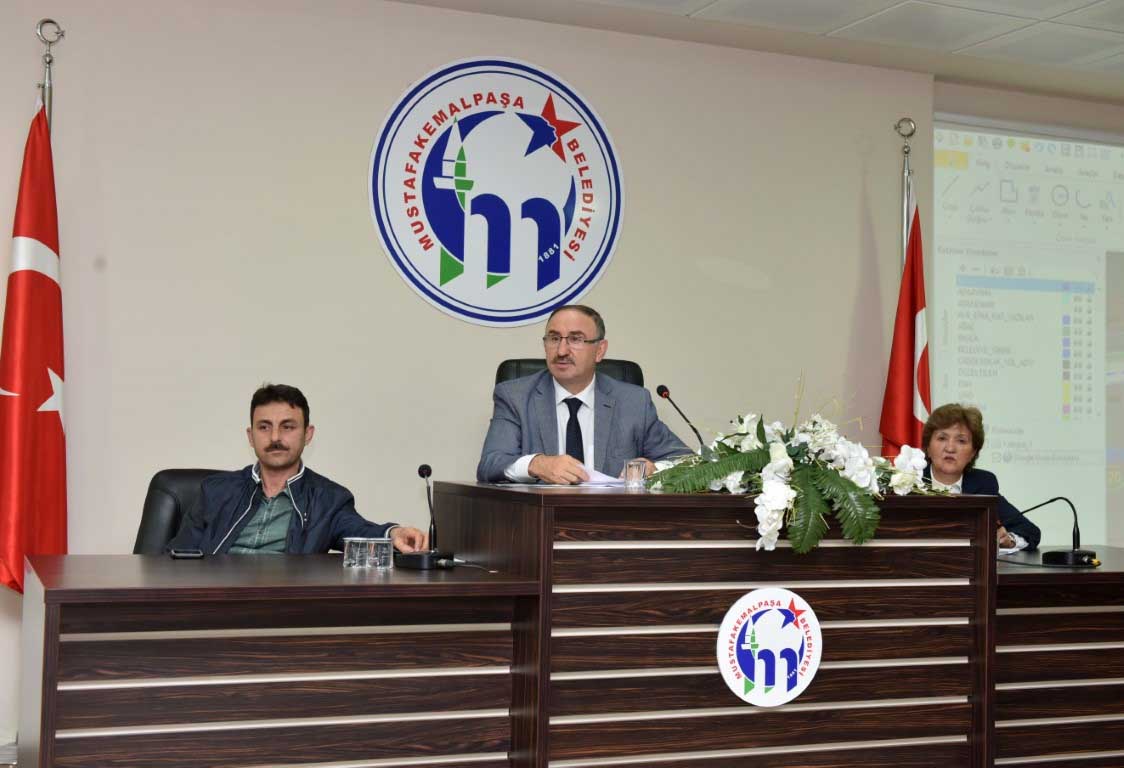Pazaryerinde ücretsiz otopark dönemi 