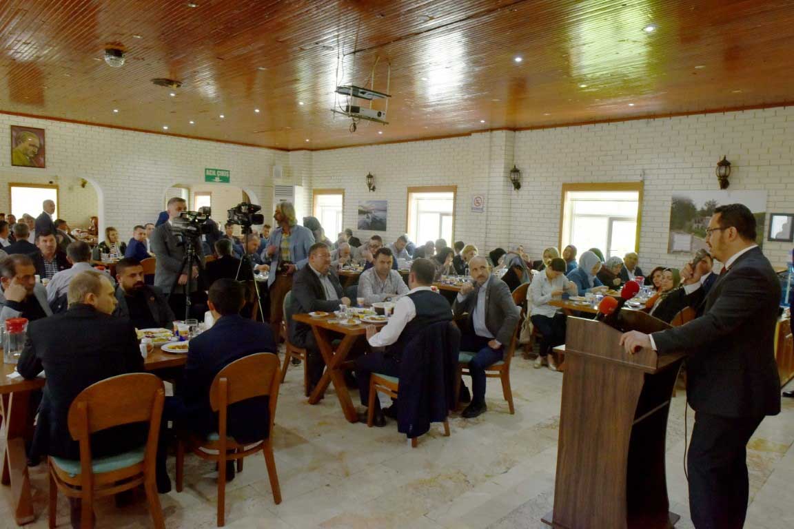 Muhtarlara eşit hizmet mesajı