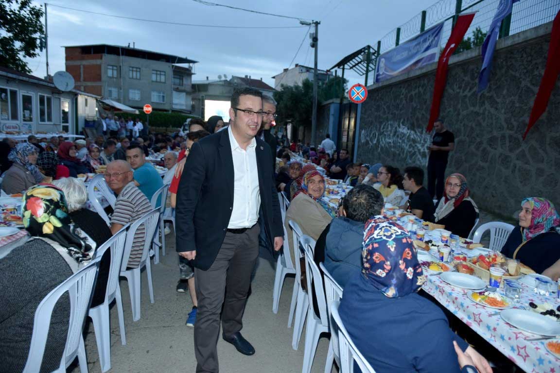 Orta Mahalle’de iftar sevinci