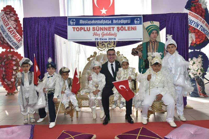 MUSTAFAKEMALPAŞA BELEDİYESİNDEN RENKLİ SÜNNET ŞÖLENİ