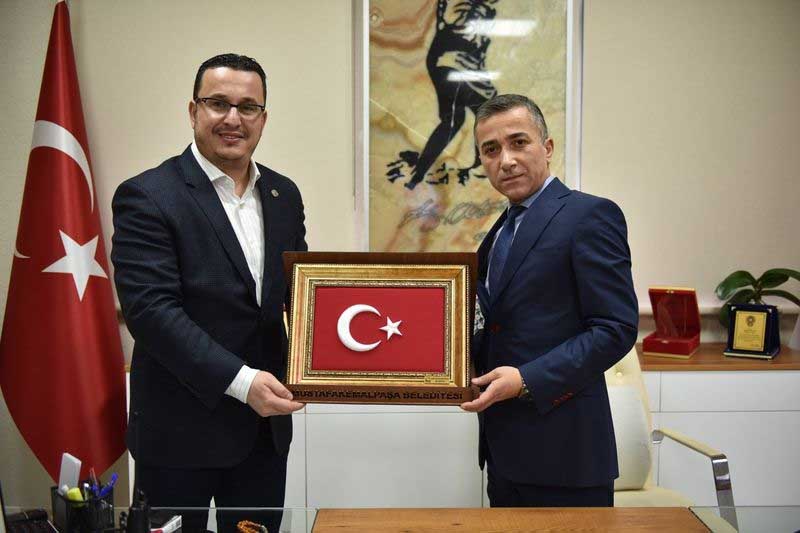  BAŞKAN KANAR'DAN YENİ EMNİYET MÜDÜRÜ MİTHAT ÖZTAŞ'A ZİYARET