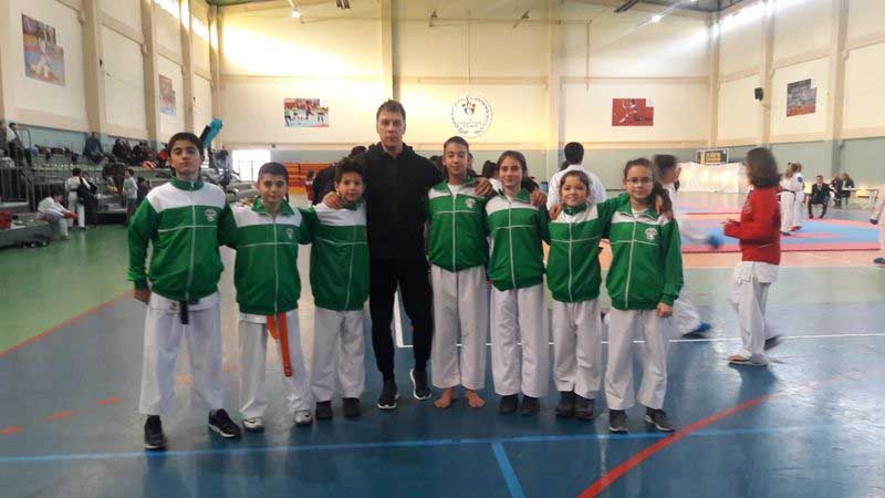MUSTAFAKEMALPAŞALI KARATECİLERDEN 7 MADALYA