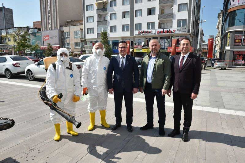 MUSTAFAKEMALPAŞA ÖNCE YIKANIYOR, SONRA İLAÇLANIYOR