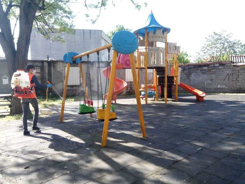 MUSTAFAKEMALPAŞA’DA OYUN PARKLARI ÇOCUKLAR İÇİN DEZENFEKTE EDİLDİ