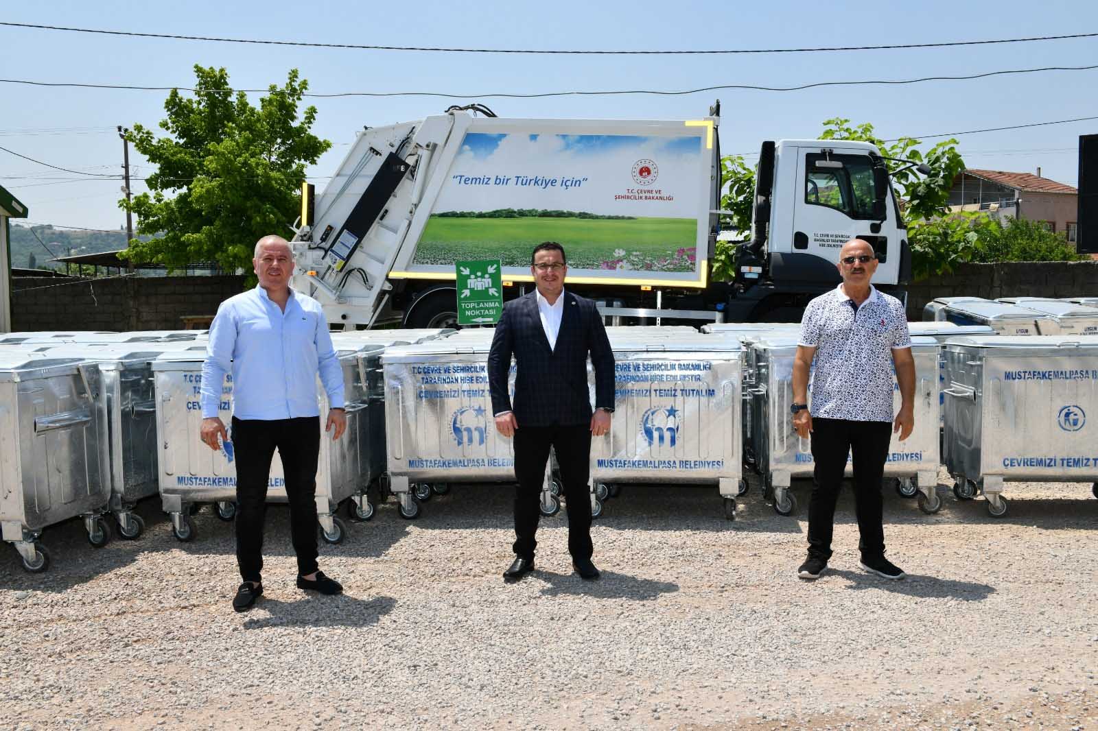 MUSTAFAKEMALPAŞA'YA 500 ADET ÇÖP KONTEYNERİ HİBE EDİLDİ