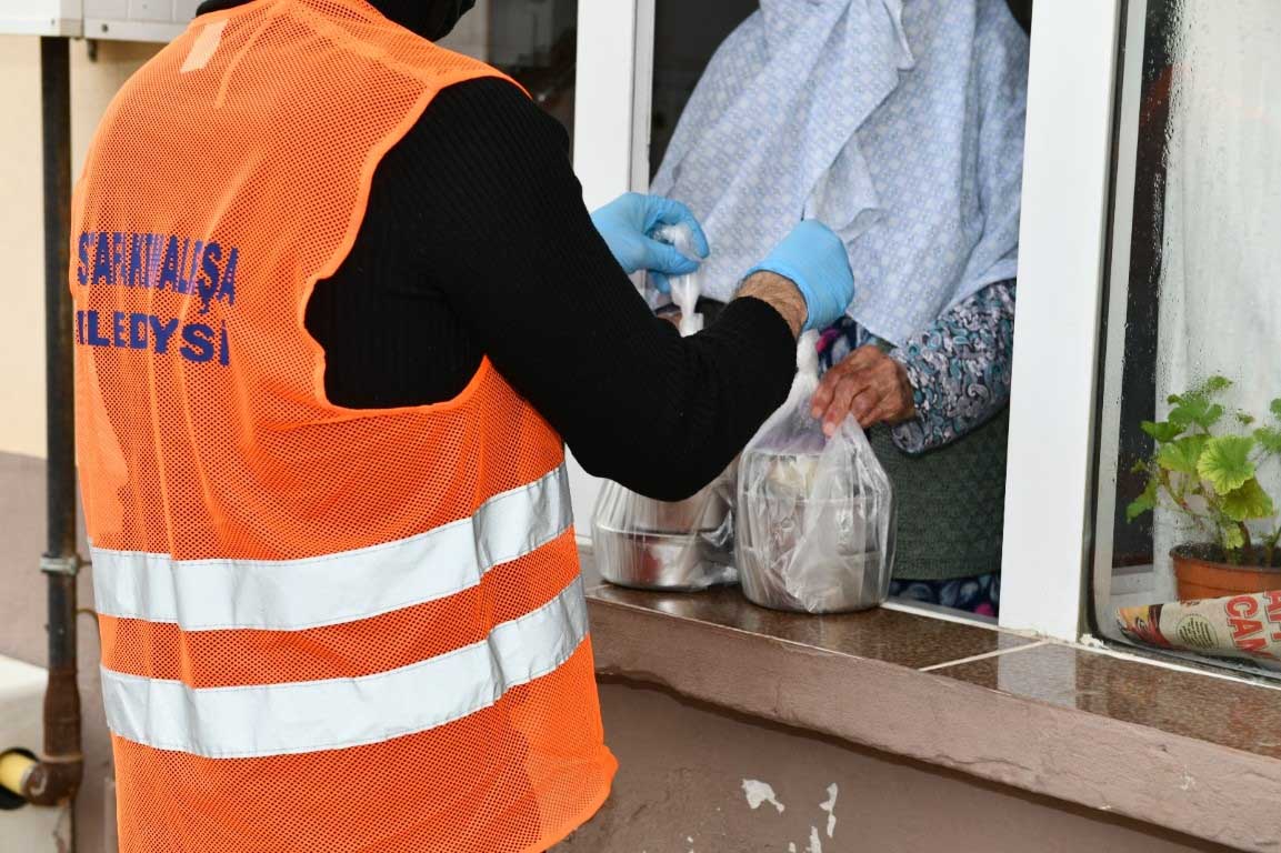 HER GÜN ONLARCA AİLEYE SICAK AŞ