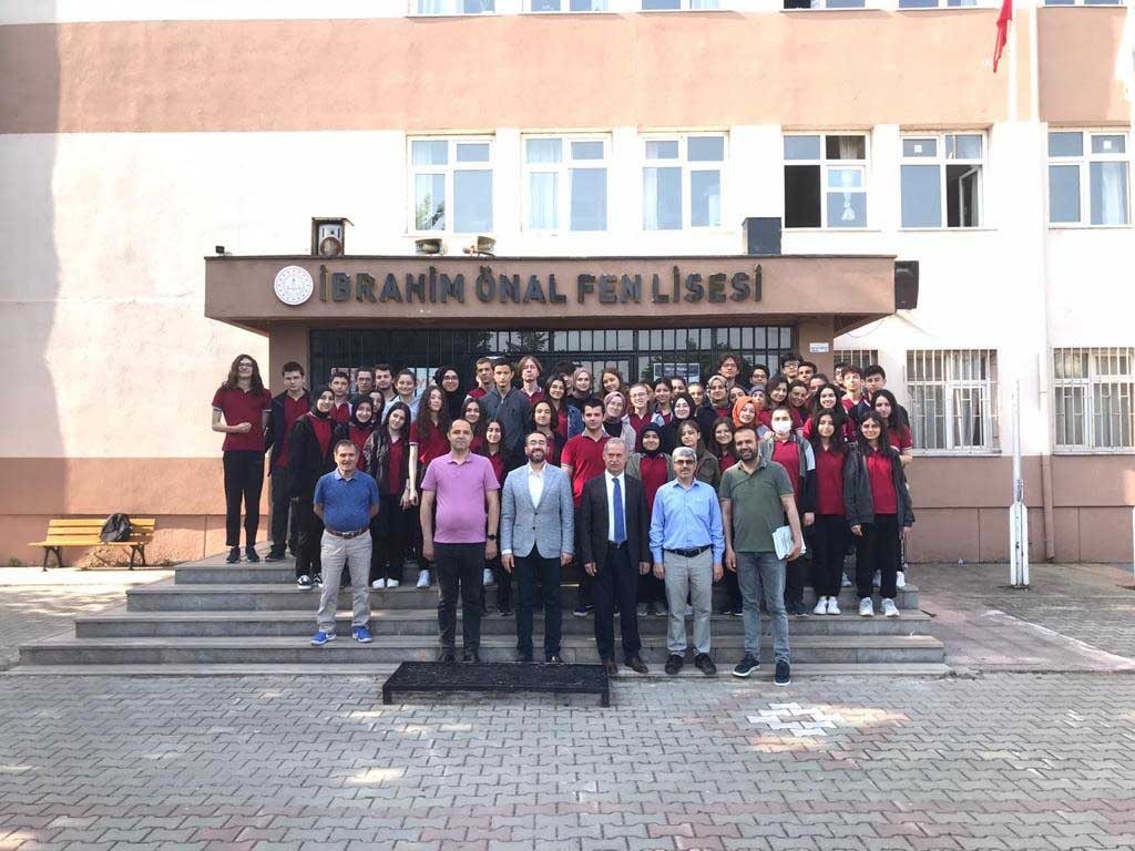 MUSTAFAKEMALPAŞA BELEDİYESİNDEN YGS'YE HAZIRLANAN ÖĞRENCİLERE DESTEK