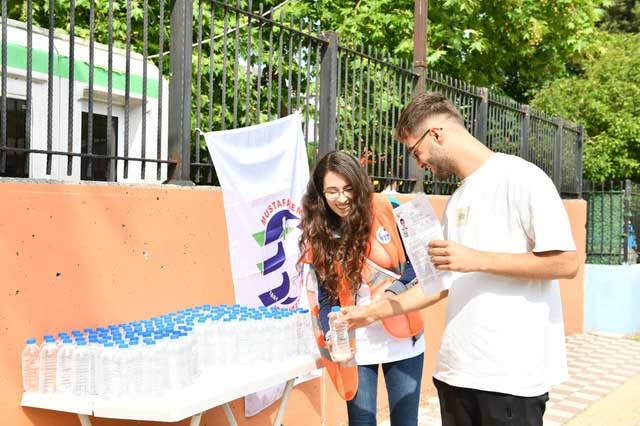BAŞKAN KANAR VE EKİPLER ÖĞRENCİLERİ SINAVDA DA YALNIZ BIRAKMADI