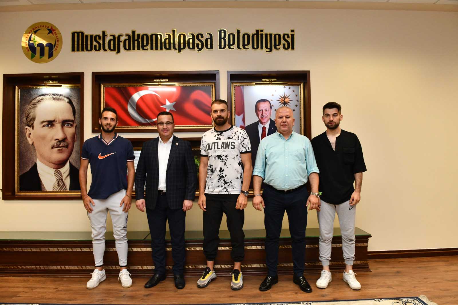 MUSTAFAKEMALPAŞASPOR BELEDİYE SAHAYA İNDİ