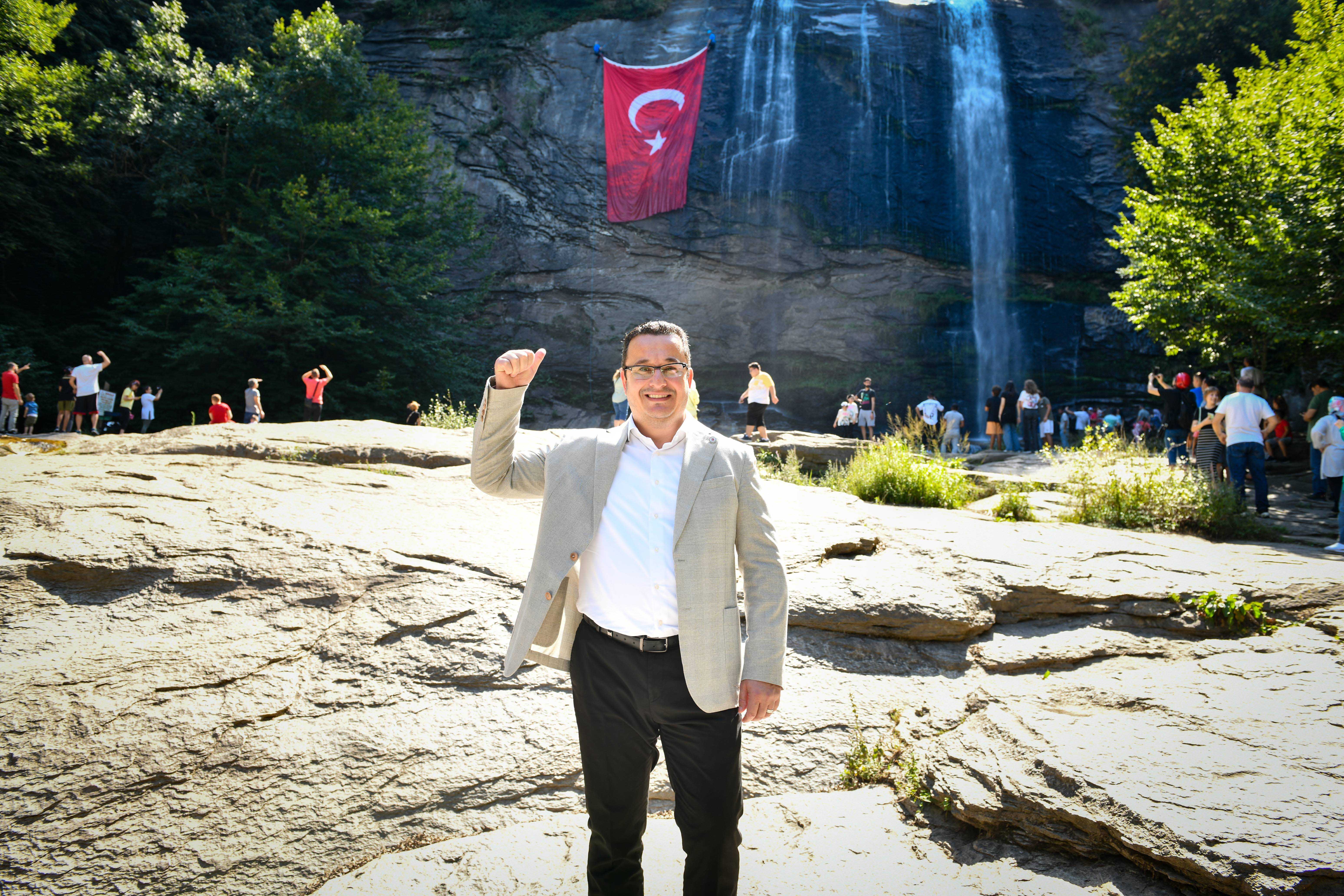 SUUÇTU’YA 100.YILINDA 100 M2 TÜRK BAYRAĞI