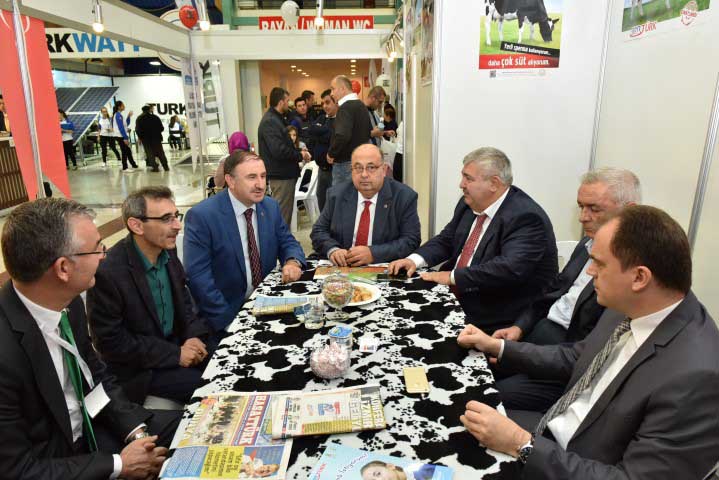 Başkan Kurtulan'dan Tarım Fuarı'na ziyaret 