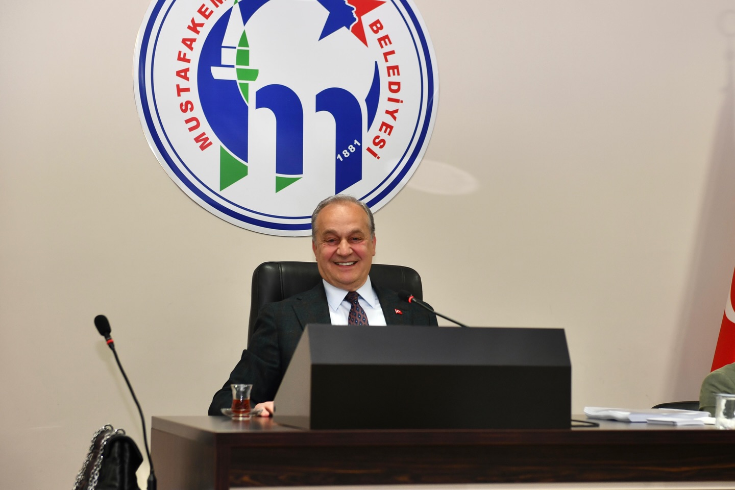Başkan Şükrü Erdem’den Kapalı Cezaevi İddialarına Net Yanıt: “İlçemizin Geleceğini Riske Atamayız”
