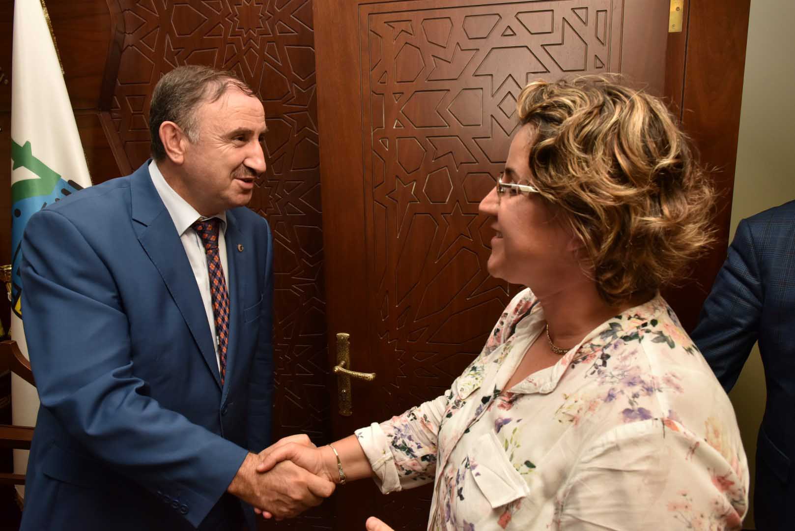 Belediye personeli bayramlaştı