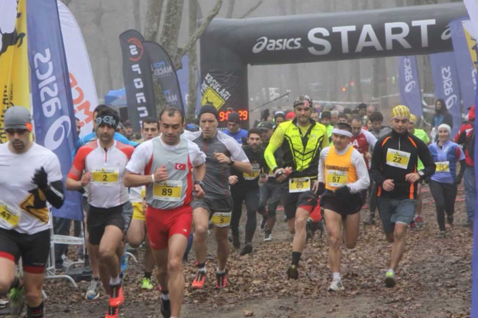 Belediye Sporlu atletler doğa için koştu 