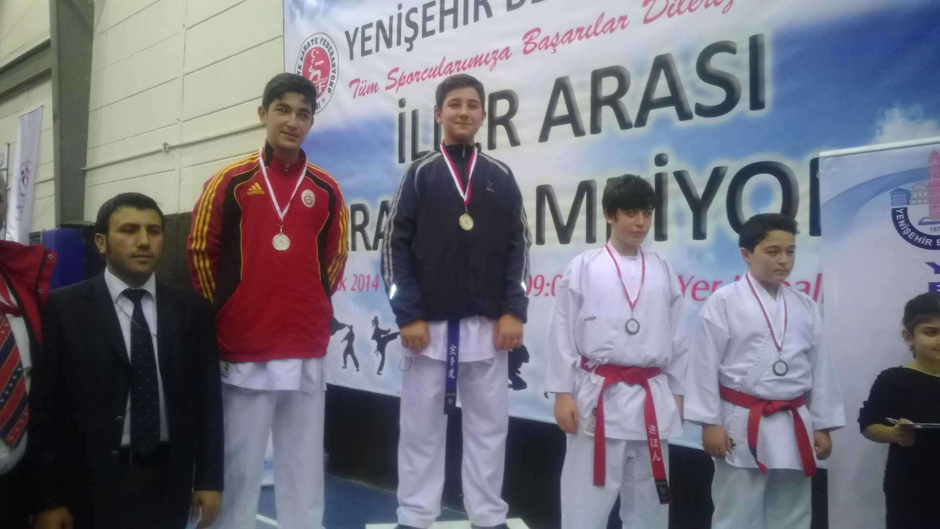 Belediye Sporlu karateciler zirveye çıktı 