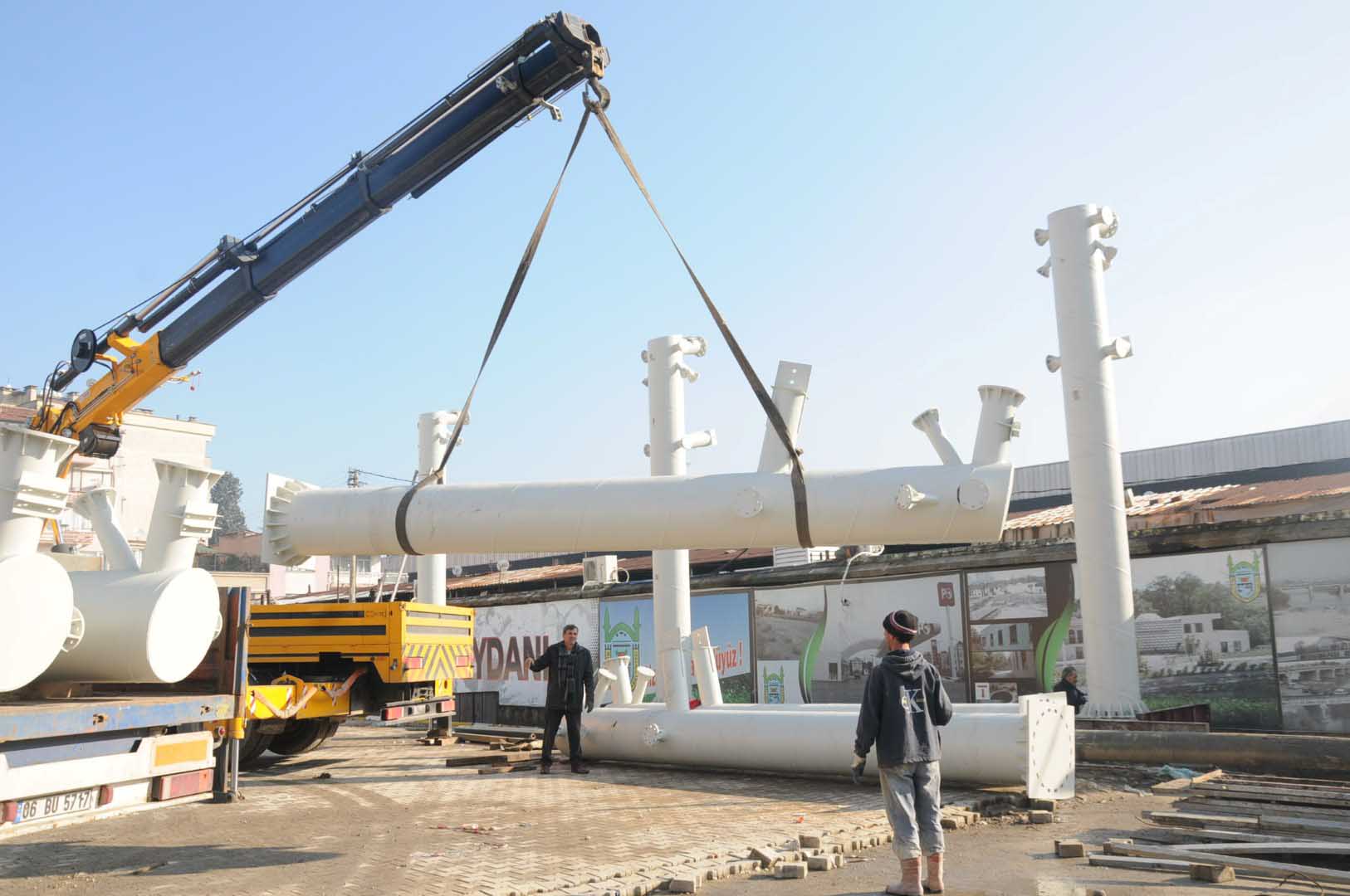 Çarşı esnafının yüzü gülüyor