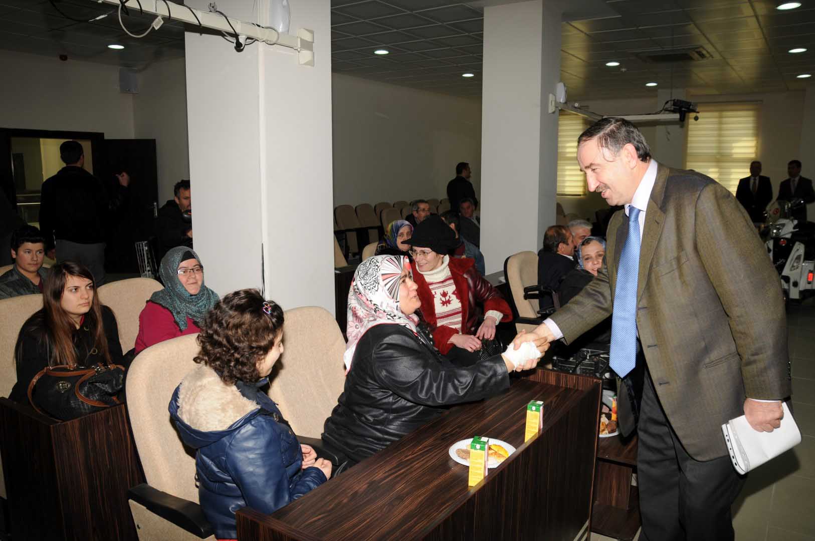 Engelli vatandaşlara eğitim ve iletişim kolaylığı 