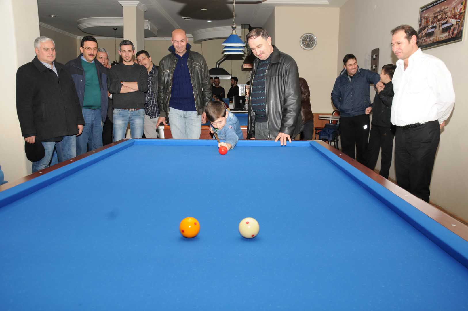 Gençler ve yetişkinlikler ‘Bilardo’da buluştu 
