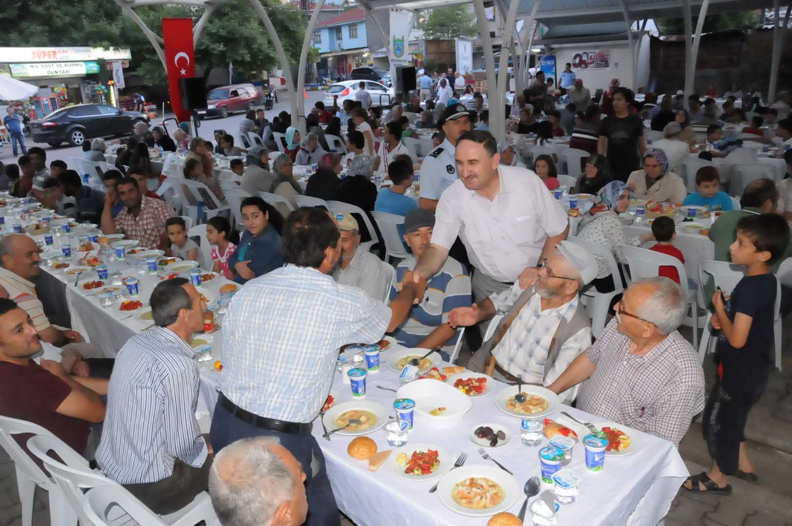 Lalaşahin’de iftar sevinci