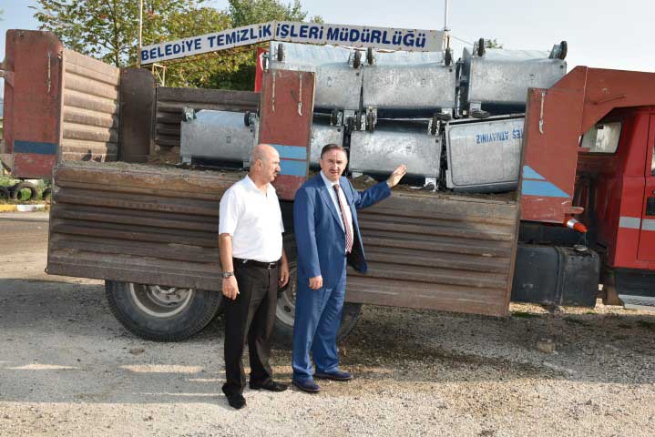 Mahallelere 400 çöp konteynırı 