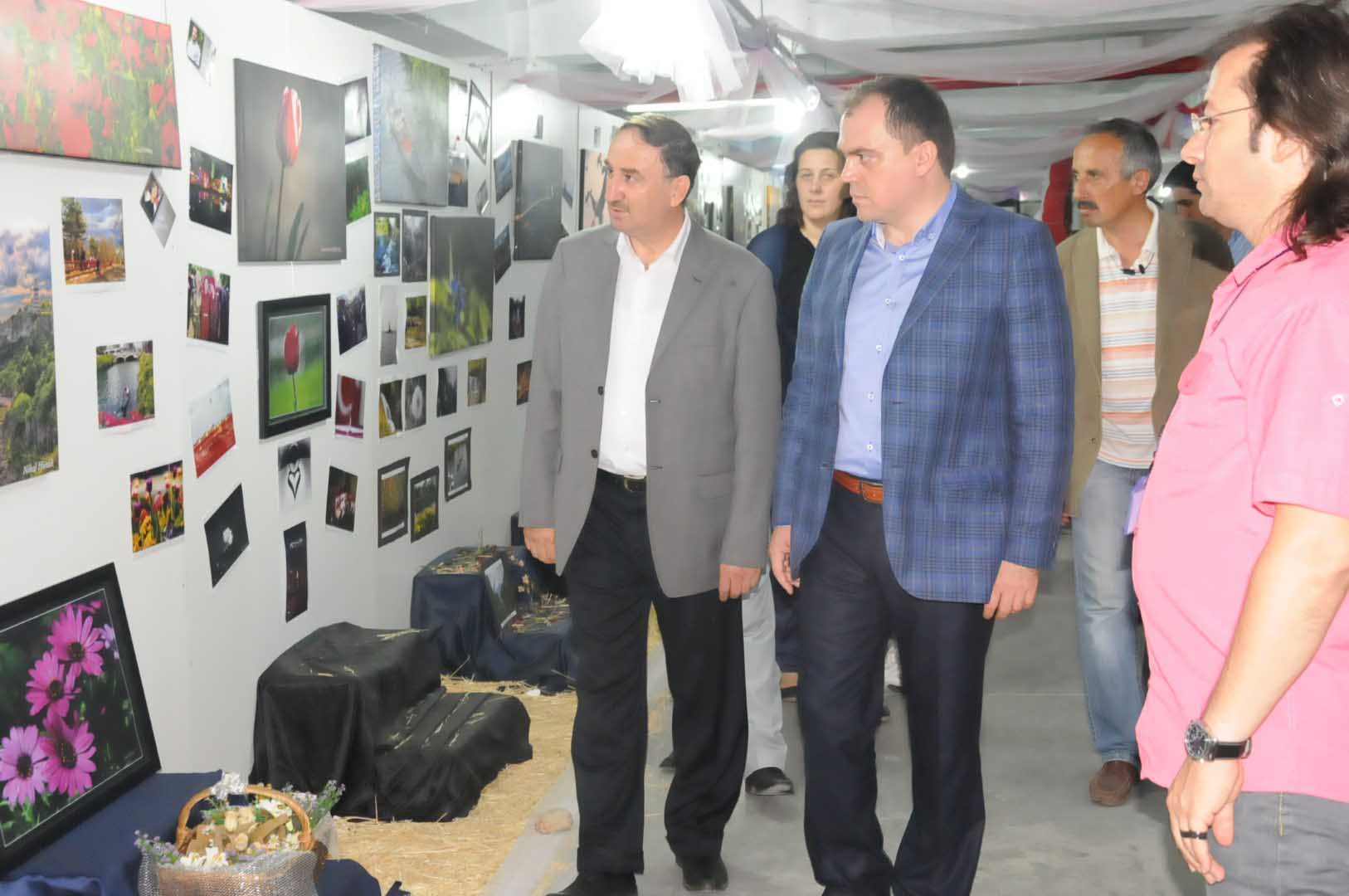 Milletvekili Matlı’dan Uğur Böceği Sergisi’ne ziyaret