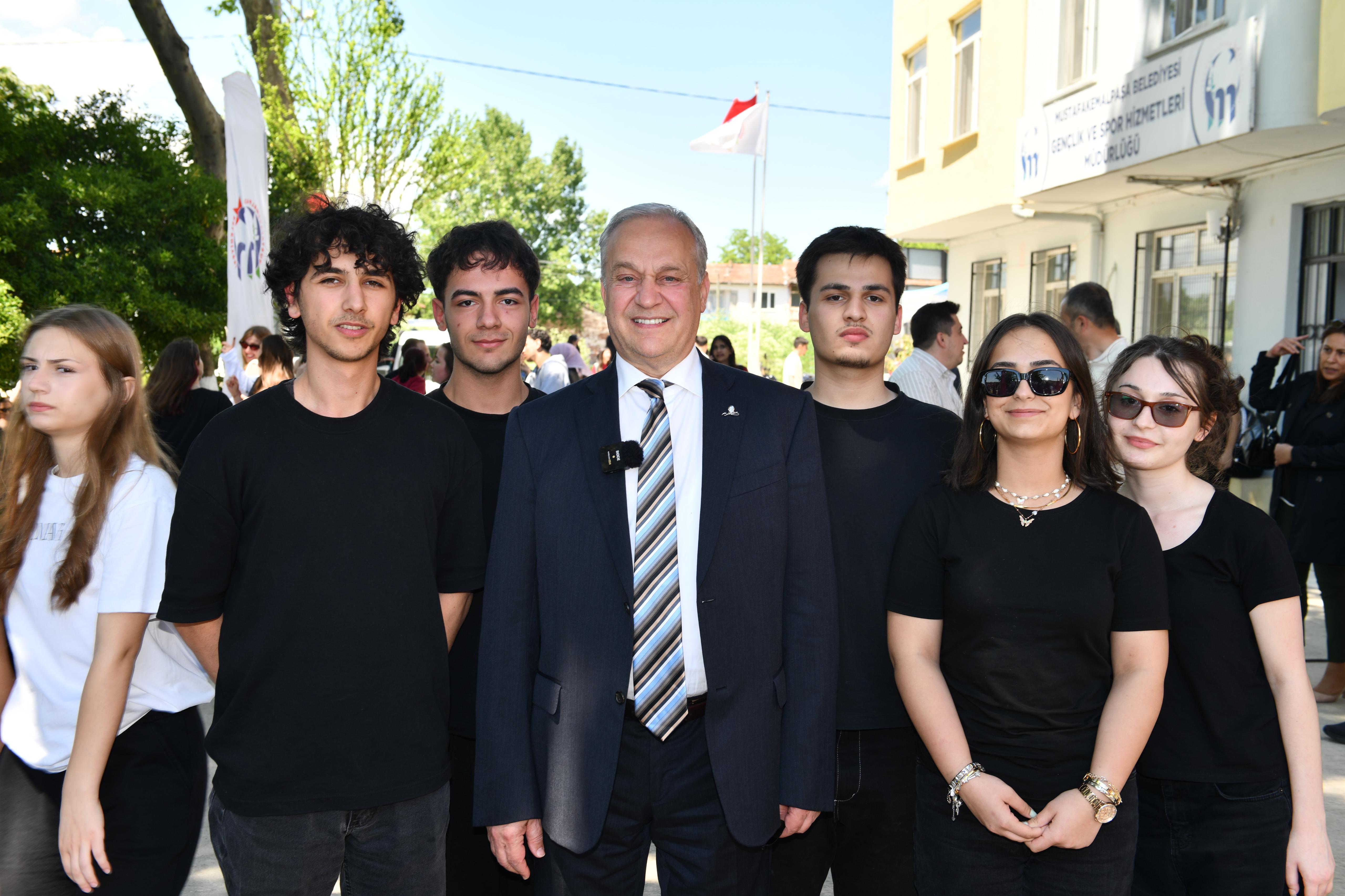 Mustafakemalpaşa’da Gençlik Festivali Coşkusu