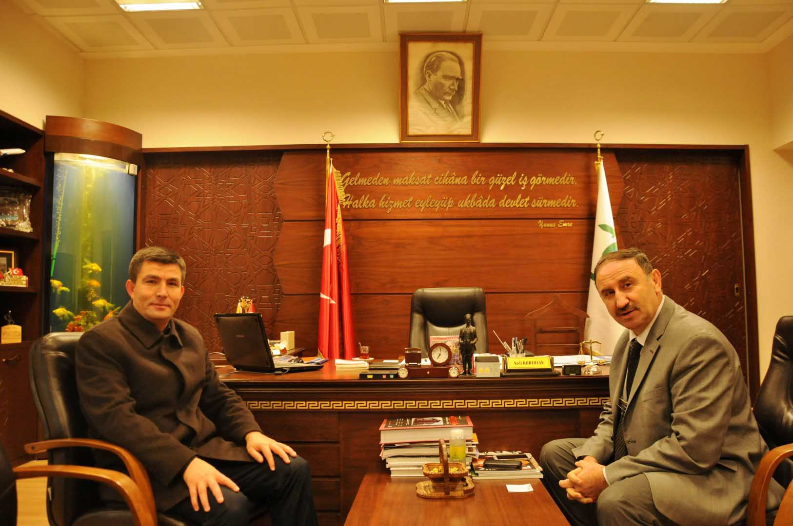 Öz Gıda-İş’ten Başkan Kurtulan’a ziyaret 