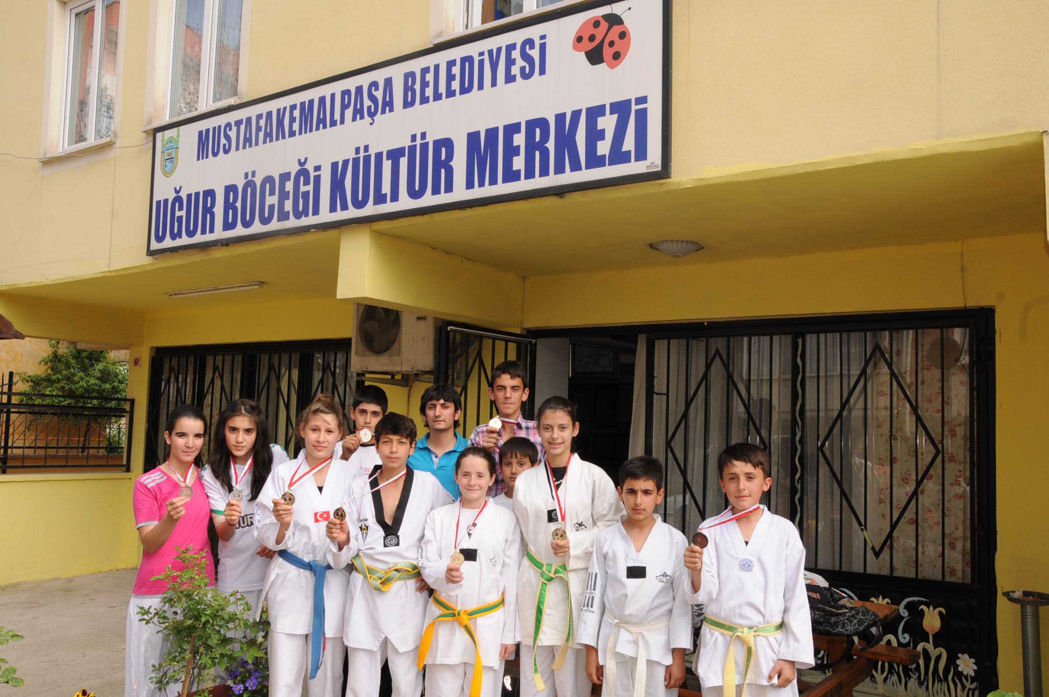 Tekvandoculardan rekor madalya 