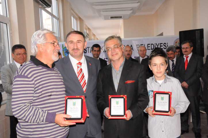 Uğur Böcekleri’nden ‘ Cumhuriyet ‘ sergisi 