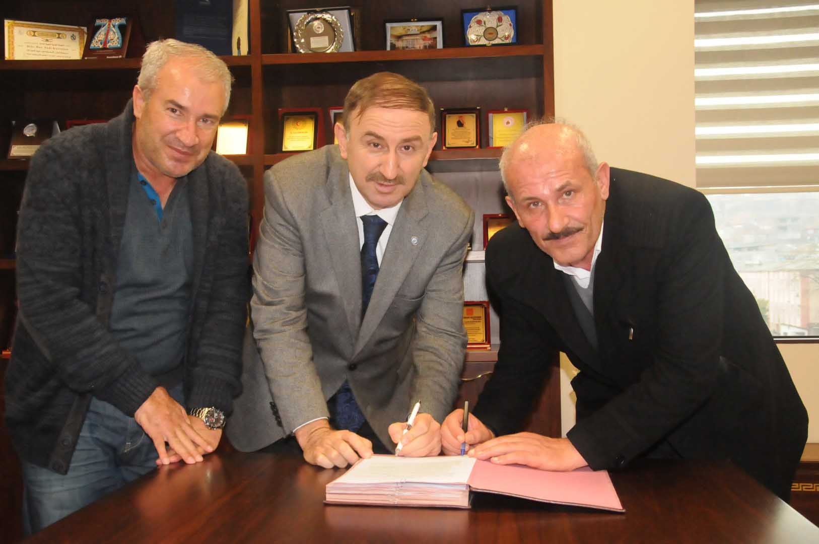 Yeni mahalleler parke ile donatılacak 