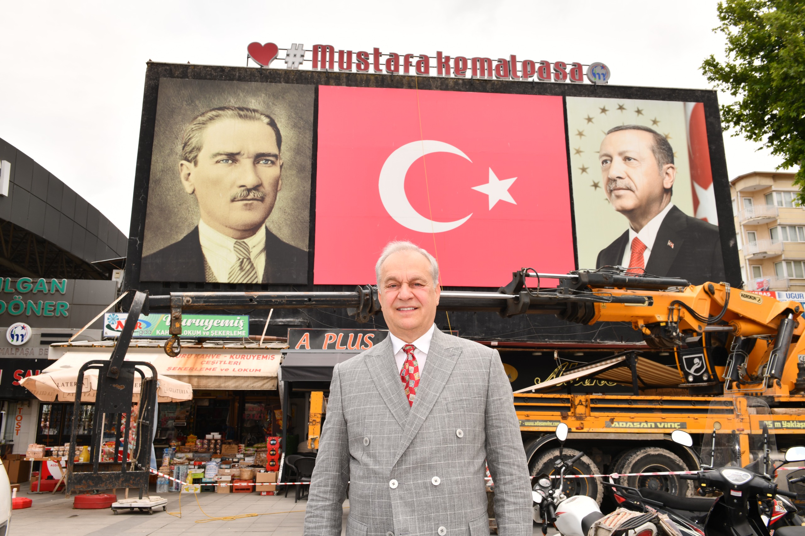 ‘’MUSTAFAKEMALPAŞA’NIN ADI YERLERE DEĞİL GÖKLERE YAKIŞIR’’